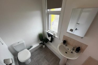 2 bed flat, Cardigan Road, Burley, Leeds, LS61LU - Image 9