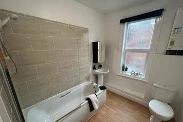 2 bed house, Glebe Avenue, Kirkstall, Leeds, LS53HN - Image 5