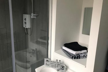 2 bed house, Kelsall Avenue, Hyde Park, Leeds, LS61RB - Image 5