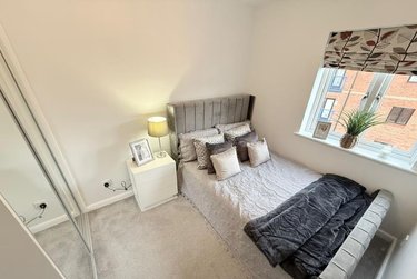 2 bed flat, Langton's Wharf, Clarence Dock, Leeds, LS27EF - Image 8