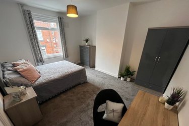 2 bed house, Harold Road, Hyde Park, Leeds, LS61PR - Image 3