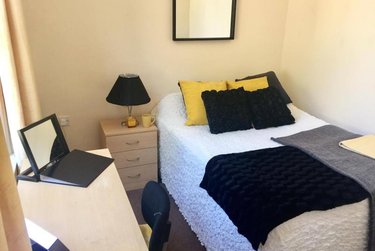2 bed flat, Ridgeway House, Rampart Road, Leeds, LS62DZ - Image 3
