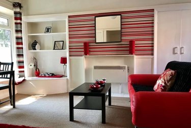 1 bed studio, Cumberland Court, Burley, Leeds, LS63BN - Image 1