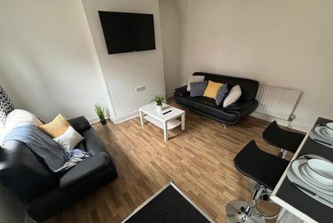 3 bed house, Granby Grove, Headingley, Leeds, LS63BE - Image 1