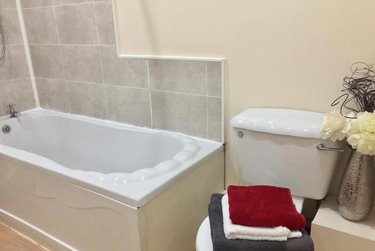 2 bed flat, Ridgeway House, Rampart Road, Leeds, LS62DZ - Image 6