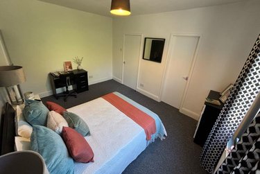 2 bed house, Station Parade, Kirkstall, Leeds, LS53HG - Image 6