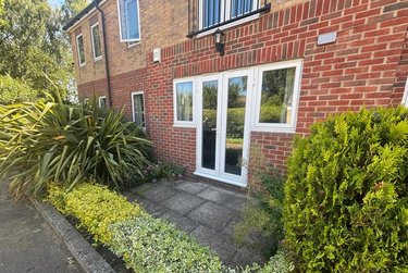 2 bed flat, 28 Old Oak Drive, West park, Leeds, LS165HB - Image 10