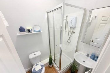 2 bed flat, Woodhouse Lane, Woodhouse, Leeds, LS29HB - Image 8