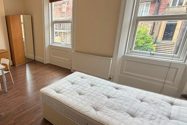 6 bed house, Claremont Street, Spital Tongues, Newcastle, NE24AH - Image 1