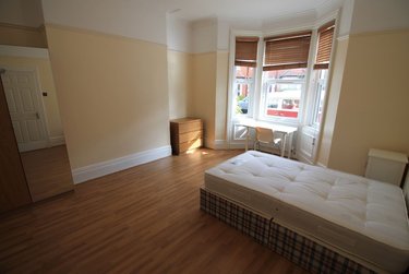 4 bed house, Treherne Road, South Gosfoth, Newcastle, NE23NP - Image 1