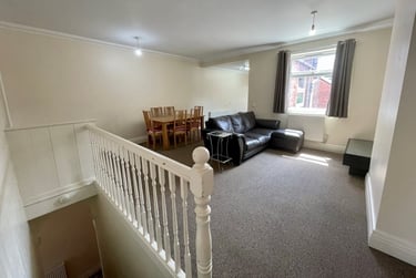 2 bed flat, Stretton Road, City Centre, Leicester, LE36BN - Image 1