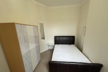 1 bed flat, Stretton Road, City Centre, Leicester, LE36BL - Image 3
