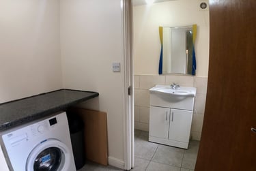 3 bed house, Stuart Street, City Centre, Leicester, LE30DU - Image 2