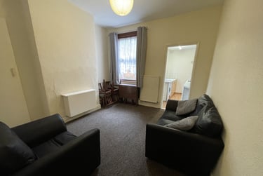 2 bed house, Clarendon Street, City Centre, Leicester, LE27FG - Image 3