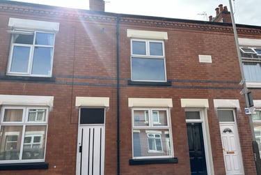 2 bed house, Windermere Street, City Centre, Leicester, LE27GT - Image 1