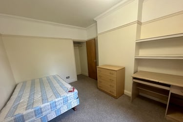 3 bed house, Knighton Fields Road East, Knighton, Leicester, LE26DR - Image 6
