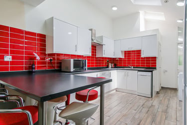 7 bed house, Harrow Road, Selly Oak, Birmingham, B297DN - Image 2