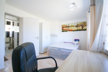 2 bed house, Leasow Drive, Birmingham, B152SN - Image 4