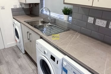 5 bed house, Witton Street, Nechells, Birmingham, B94LH - Image 1