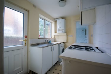 2 bed house, Gleave Road, Selly Oak, Birmingham, B296JW - Image 2