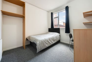 9 bed house, Harrow Road, Selly Oak, Birmingham, B297DW - Image 5
