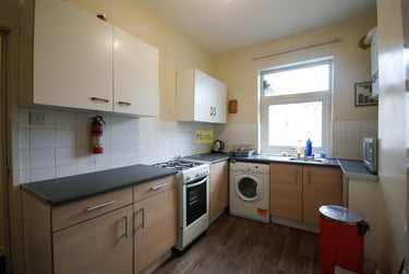 4 bed house, Bristol Road, Selly Oak, Birmingham, B296BQ - Image 1