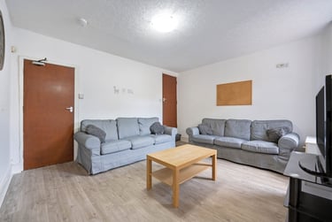 6 bed house, Tiverton Road, Selly Oak, Birmingham, B296BP - Image 1