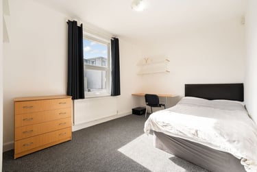 6 bed house, Harrow Road, Selly Oak, Birmingham, B297DN - Image 3