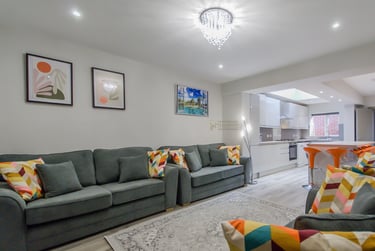 9 bed house, Harrow Road, Selly Oak, Birmingham, B297DW - Image 1
