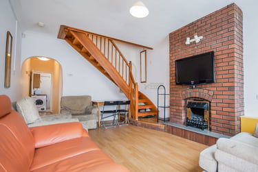 4 bed house, Alton Road, Selly Oak, Birmingham, B297DX - Image 1