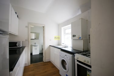 3 bed house, Pershore Road, Selly Park, Birmingham, B297PU - Image 2