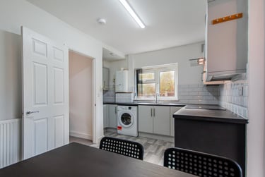 2 bed house, Tealby Grove, Selly Park, Birmingham, B297RJ - Image 1