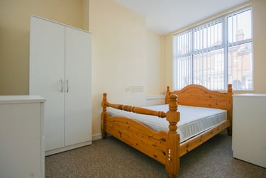 4 bed house, Exeter Road, Selly Oak, Birmingham, B296EU - Image 3