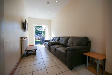 6 bed house, Coronation Road, Selly Oak, Birmingham, B297DE - Image 2