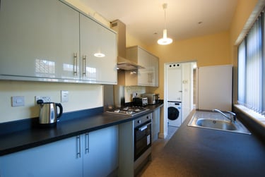 4 bed house, Harrow Road, Selly Oak, Birmingham, B297DN - Image 2