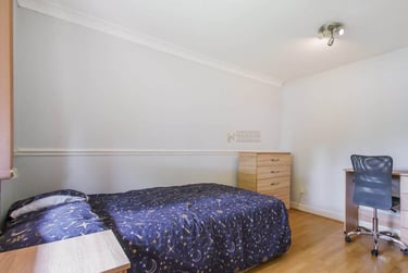 1 bed house, Bloomsbury Walk, Birmingham, B75DQ - Image 4