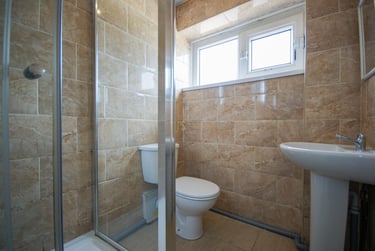 3 bed flat, Duddeston Manor Road, Birmingham, B74JP - Image 6