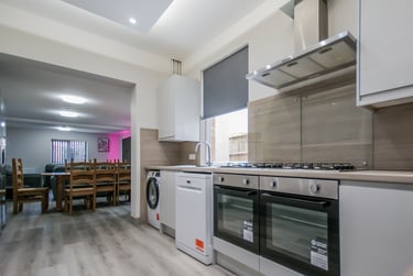 7 bed house, Bournbrook Road, Selly Oak, Birmingham, B297BH - Image 2