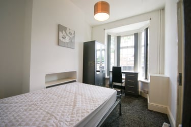 4 bed house, Harborne Lane, Selly Oak, Birmingham, B296SS - Image 2
