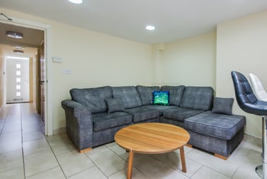 5 bed house, Tiverton Road, Selly Oak, Birmingham, B296BY - Image 1
