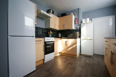 6 bed house, Pershore Road, Selly Park, Birmingham, B297EN - Image 2