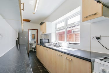 6 bed house, Rookery Road, Selly Oak, Birmingham, B297DG - Image 1