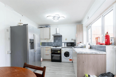 4 bed house, Beeston Close, Birmingham, B65UE - Image 1