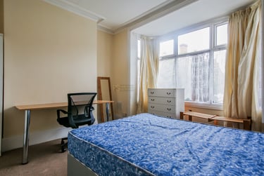 6 bed house, Oak Tree Lane, Selly Oak, Birmingham, B296HX - Image 4