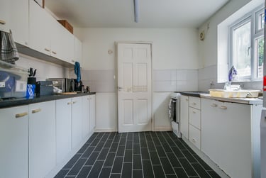 6 bed house, Oak Tree Lane, Selly Oak, Birmingham, B296HX - Image 2