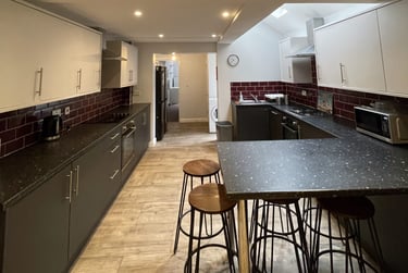 7 bed house, Arley Road, Selly Oak, Birmingham, B297BQ - Image 3