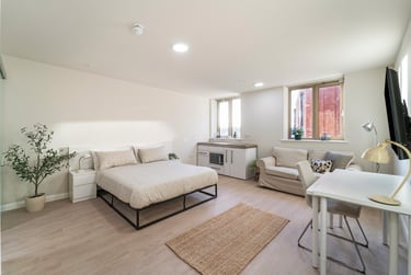 1 bed studio, Bournbrook, Selly Oak, Birmingham, B297BH - Image 1