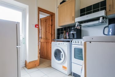1 bed studio, Bournbrook Road, Selly Oak, Birmingham, B297BU - Image 1