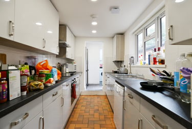 1 bed house, Hubert Road, Selly Oak, Birmingham, B296ER - Image 2