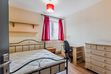1 bed house, Kelsey Close, Birmingham, B74JL - Image 3